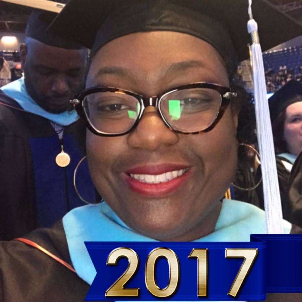 Meet your Posher, Crystal